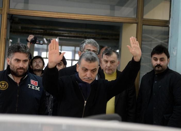  Samanyolu Yayın Grubu Başkanı Hidayet Karaca da gözaltına alınanlar arasında. 