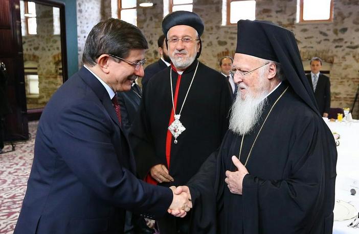 Yetvart Danzikyan: Davutoğlu’nun “aile” yemeği