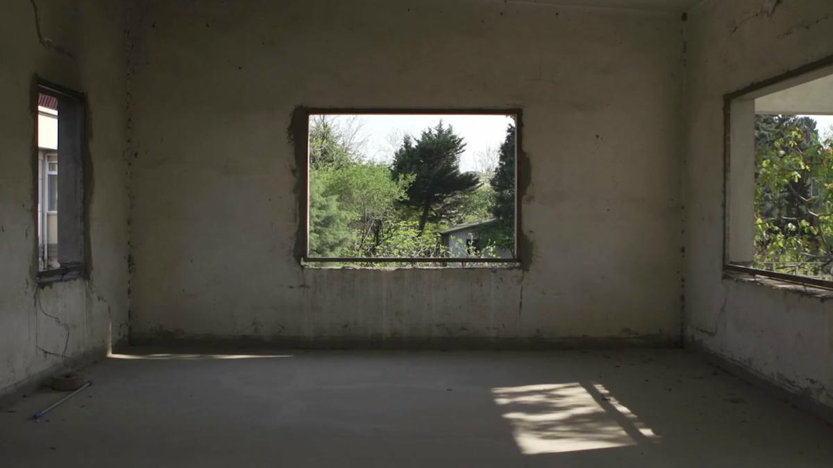 Artür Sukiasyan'ın Tuzla Kampını anlatan 'Bizim Atlantis'imiz' belgeseli 20 Şubat'ta Fitaş'ta.