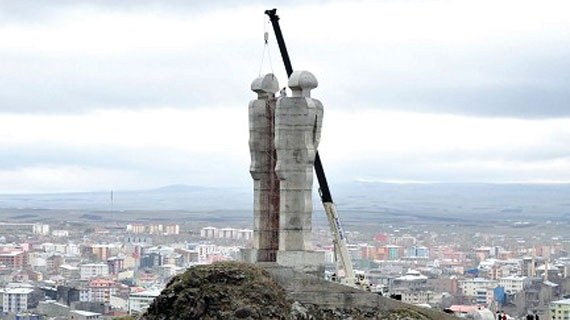 Mehmet Aksoy: Bu tazminat barış iradesi için çalışanlara örnek olsun
