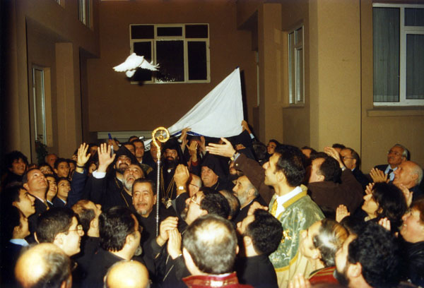 1998 Patrik seçiminden (Agos arşivi)