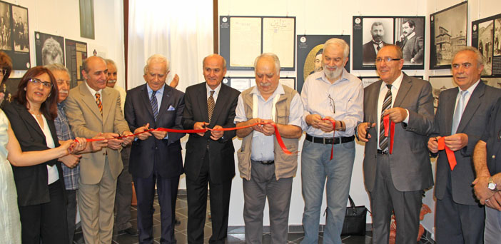 Sivaslı Ermeniler dernek lokaline kavuştu