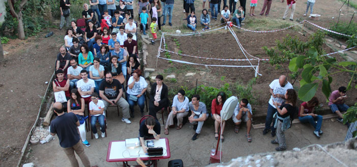 Kamp Armen direnmeye devam ediyor