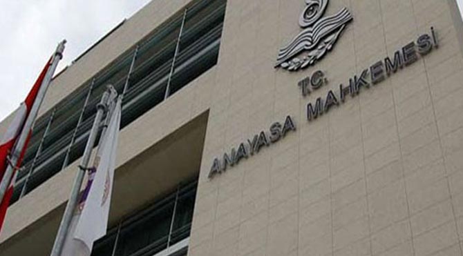 AYM, ‘dershaneler’ düzenlemesini iptal etti