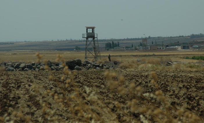 Sınırda ateş açıldı