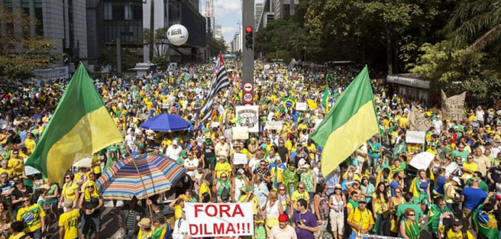 Brezilya yolsuzluğa karşı ayakta