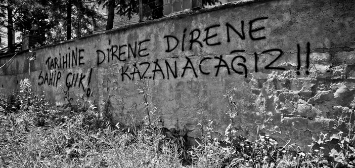 Kamp Armen ruhu dirildi, mekânını sahiplendi