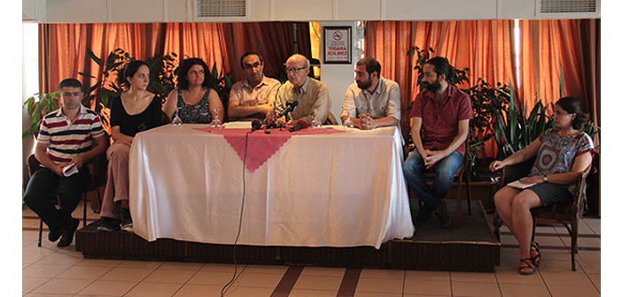 Gazeteciler, sansürün kaldırılışının yıldönümünde erişim engelini kınadı