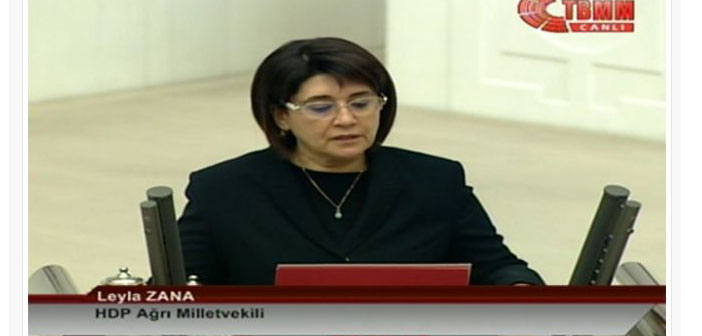 Zana yemin etti: Kürtçe başladı, 