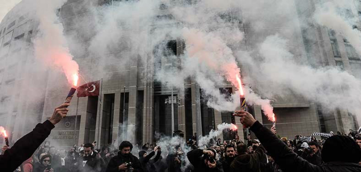 Çarşı'ya ‘darbe ve örgüt’ suçlamasından beraat
