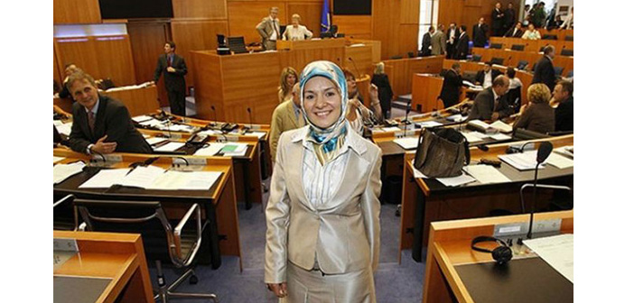 Soykırımı tanımayı reddeden Belçikalı vekil Özdemir ihraç edildi