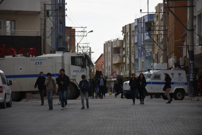 Nusaybin’de sokağa çıkma yasağına ara verildi
