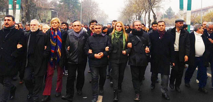 Yüzyıl sonra yine…