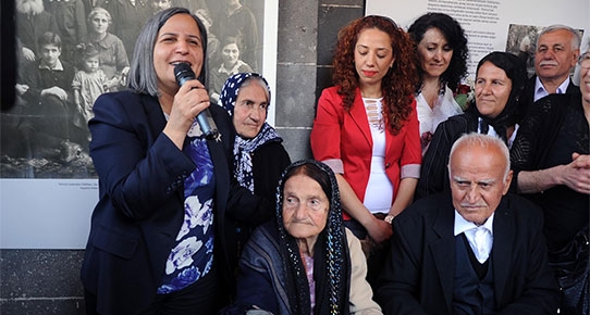 Sarkis Eken ve Baydzar Alata, 65 yıllık hayat arkadaşlığının ardından 2014'te resmi nikahla evlenmişti