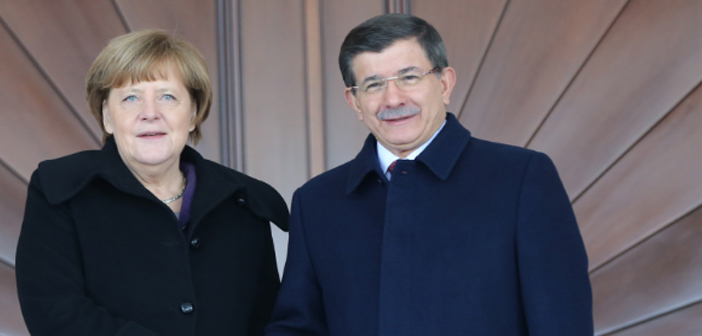Davutoğlu ile Merkel'in mülteciler için 10 maddesi
