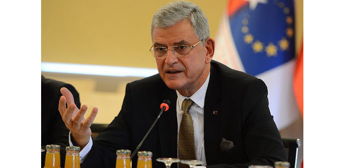 Bozkır'dan saldırı sonrası açıklama: PKK bayraklarının Brüksel'de dalgalanması içimizi burktu