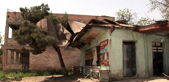 Azerbaycan, Karabağ’ı geceleri bombalıyor