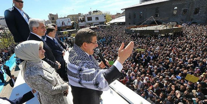 Davutoğlu: Sur’da rıza dışında bir şey yapmayacağız