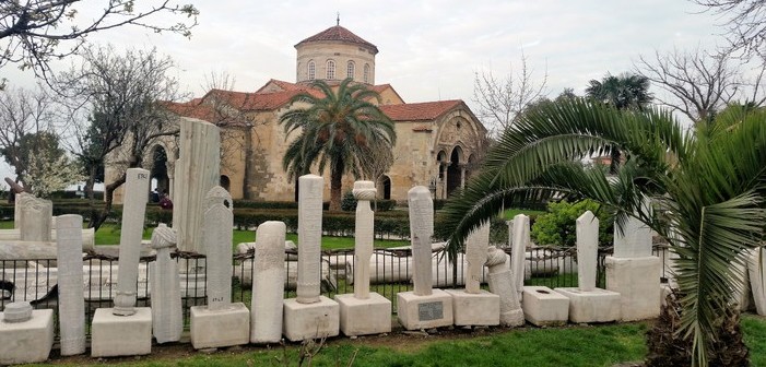 Trabzon’daki Ayasofya’da freskler kazındı