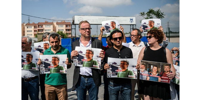 Metris'in önünde Fincancı, Önderoğlu ve Nesin için eylem