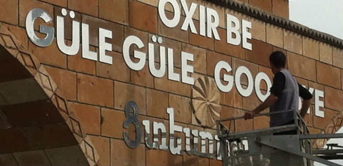 Türkçe, İngilizce ve Kürtçe olur, Ermenice olmaz