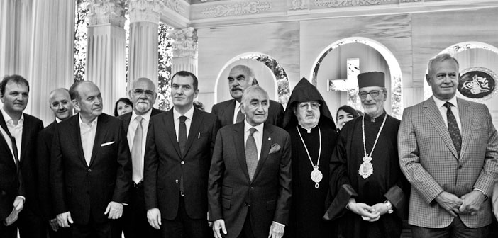 Balyanlara yakışan anıt mezar açıldı