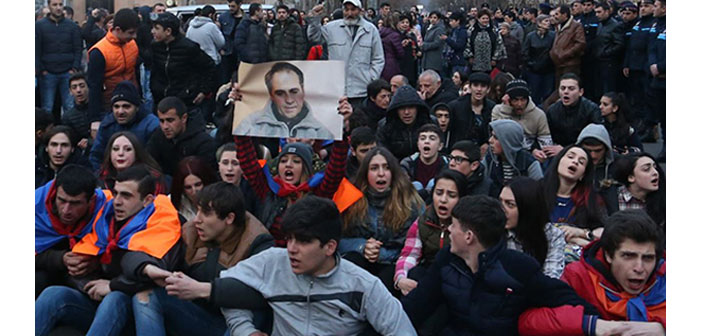 'Yemek getiren'in ailesi, yabancı adli tıp uzmanları talep ediyor