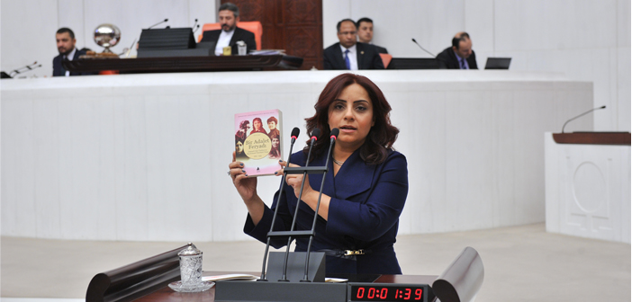 Feminist Armenian women commemorated in the parliament