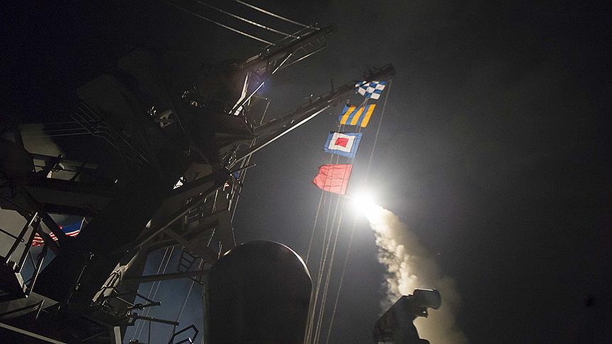 ABD Suriye’yi vurdu