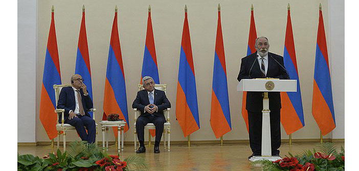 Pakrat Estukyan’a büyük onur