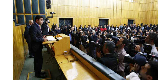 Demirtaş'tan grup toplantılarına SEGBİS’le katılma talebi