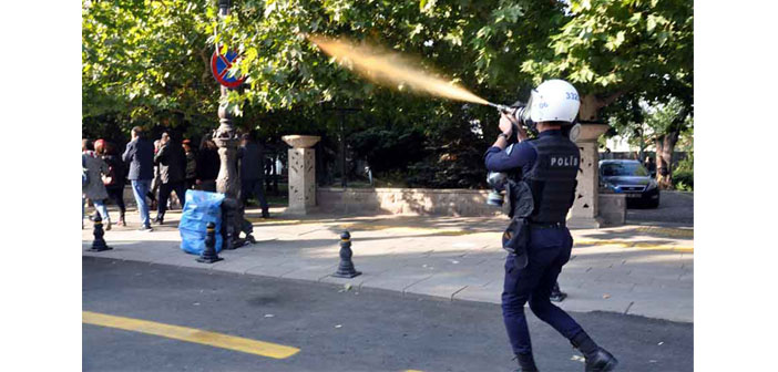 10 Ekim katliamı anmasına polis saldırısı