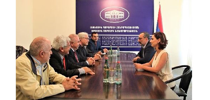 Sen misin Karabağ’a giden