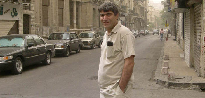 Kemal Gökhan: Birarada ayrı yazılmaz