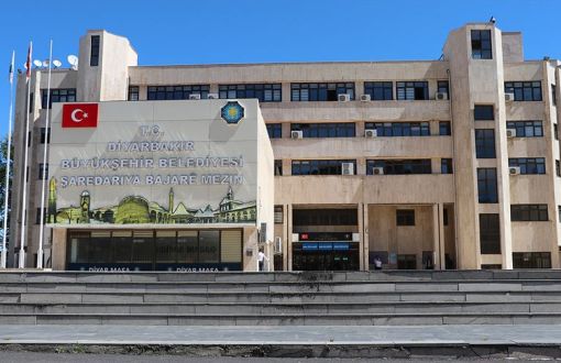 Görevden almalara tepkiler: 