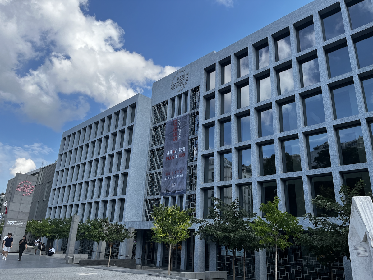 İstanbul Resim ve Heykel Müzesi’nin Karaköy’deki yeni binası (fotoğraf: Kurmanbek, wikipedia, 2023)