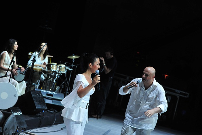 Kardeş Türküler’den yeni tekli: ‘Bu kadar parayı sana kim verdi?’