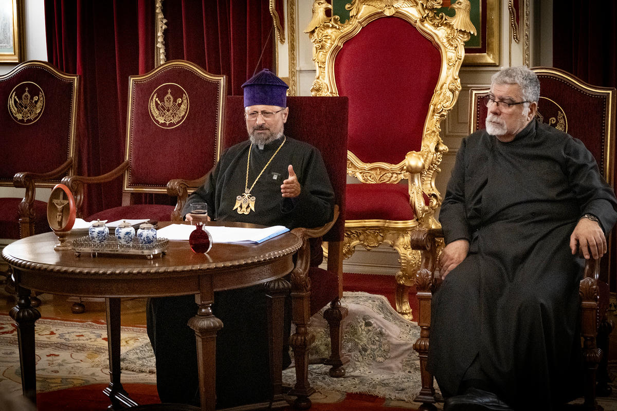 Պատրիարք Հայրը մամլոյ ասուլիս սարքեց