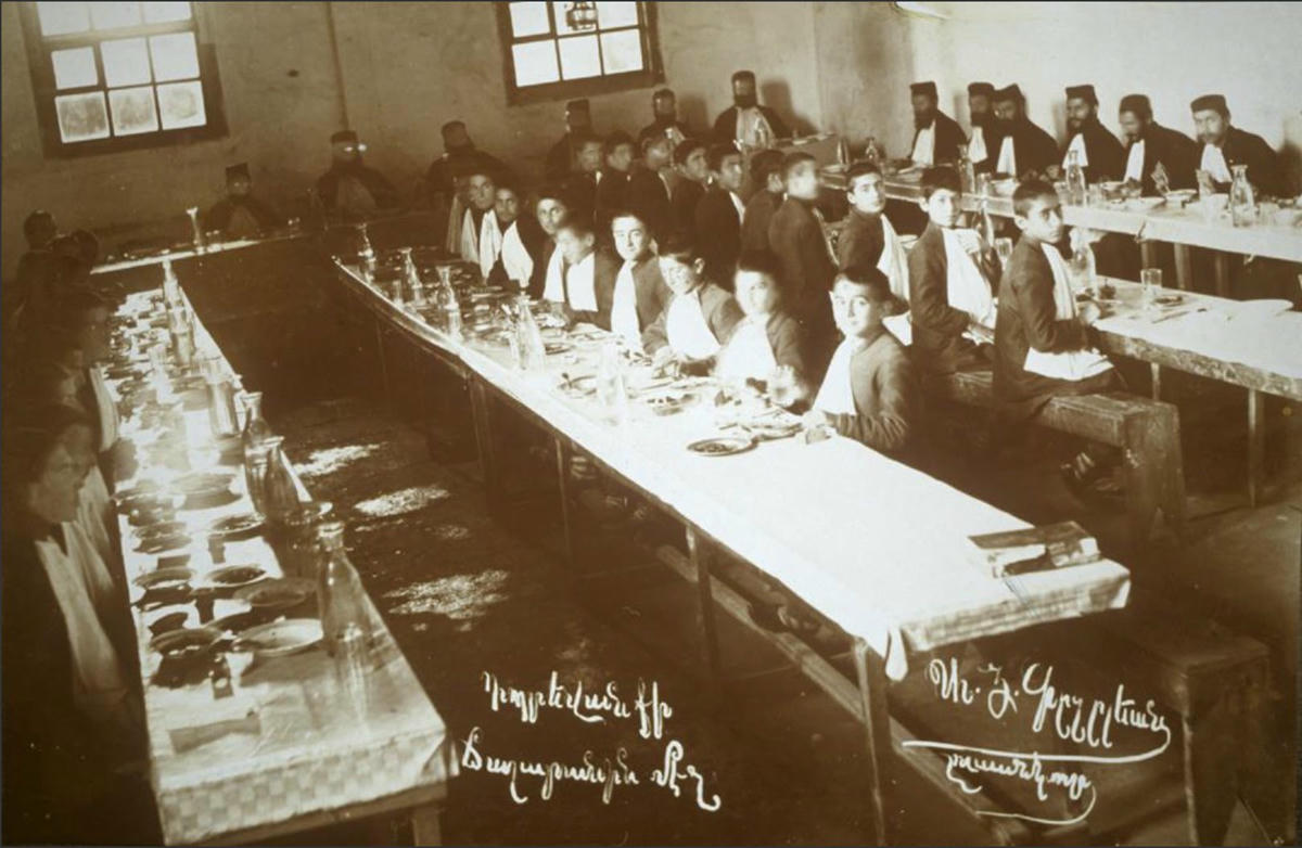 «Դպրեվանքի Շաբաթ» կամ ալ Դպրեվանքցիներու տուն դարձը