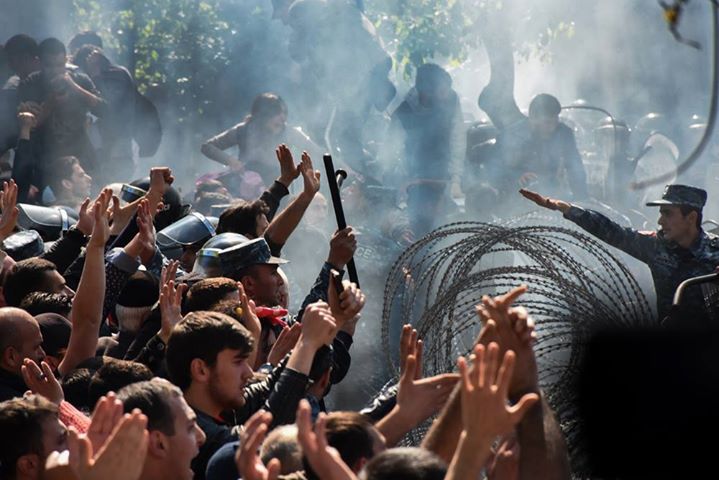 Մեր օրերն ու պոլսահայոց աւանդազրոյցները