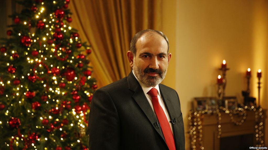 Վարչապետի պաշտօնակատար Նիկոլ Փաշինեանի շնորհաւորական ուղերձը Ամանորի եւ Սուրբ Ծննդեան տօներու առթիւ