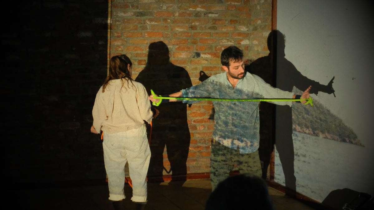 Կամրջել սահմաններով հատուած ժողովուրդները