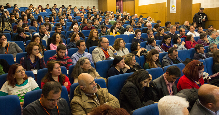 Զմիւռնիա՝ յուսադրիչ եւ յաղթական