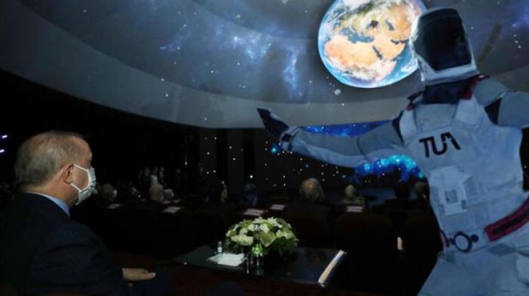 Էրտողանի աւետիսը «Լուսին կ՚երթանք»