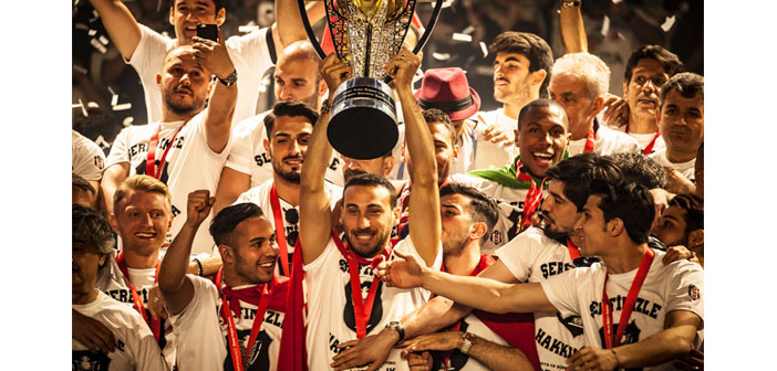 Յուշերու ընդմէջէն