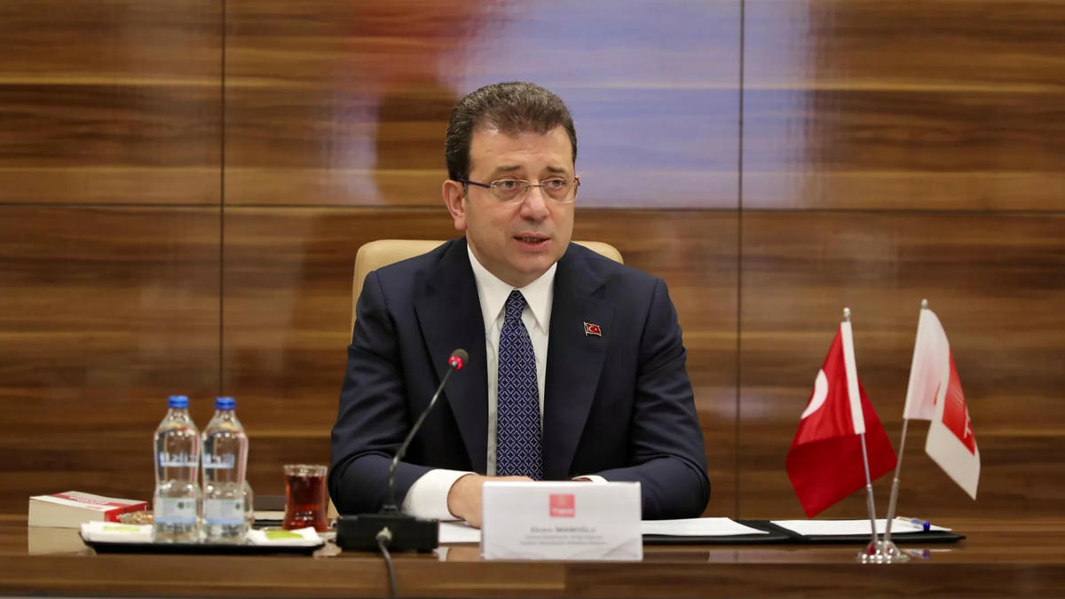 İmamoğlu: 'Ben CHP’liyim' diyen hiçbir siyasetçi bu onursuzluğa alet olmaz