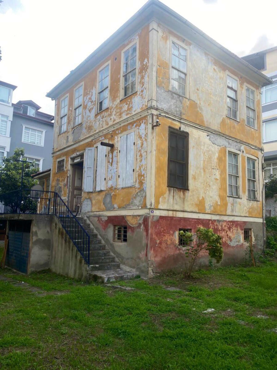 Penyamin Seferyan'ın babaevi