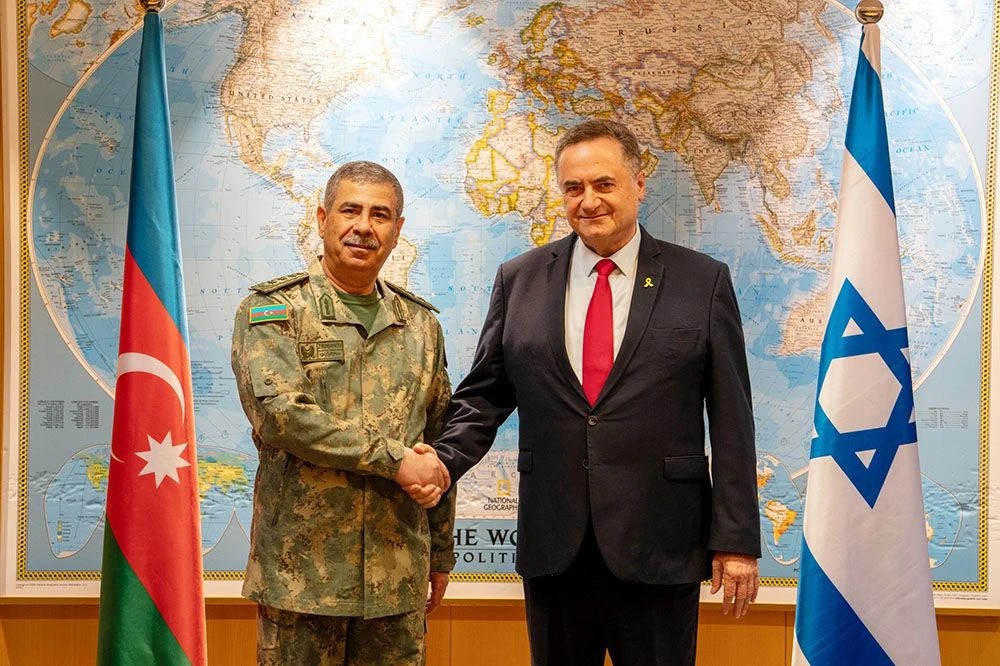 Azerbaycan Savunma Bakanı, İsrailli mevkidaşıyla görüştü