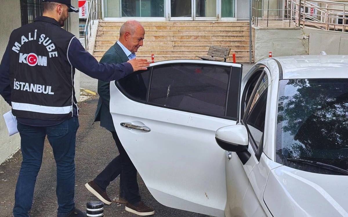 İBB'ye 5. dalga operasyon: Belediye başkanları dahil 47 gözaltı kararı, 30 gözaltı