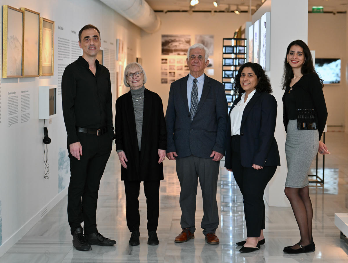 Serginin küratörleri (sırasıyla) Yazid Anani, Zeynep Çelik, Salim Tamari, Zeinab Azarbadegan, Asma’ Al-Mozayen.